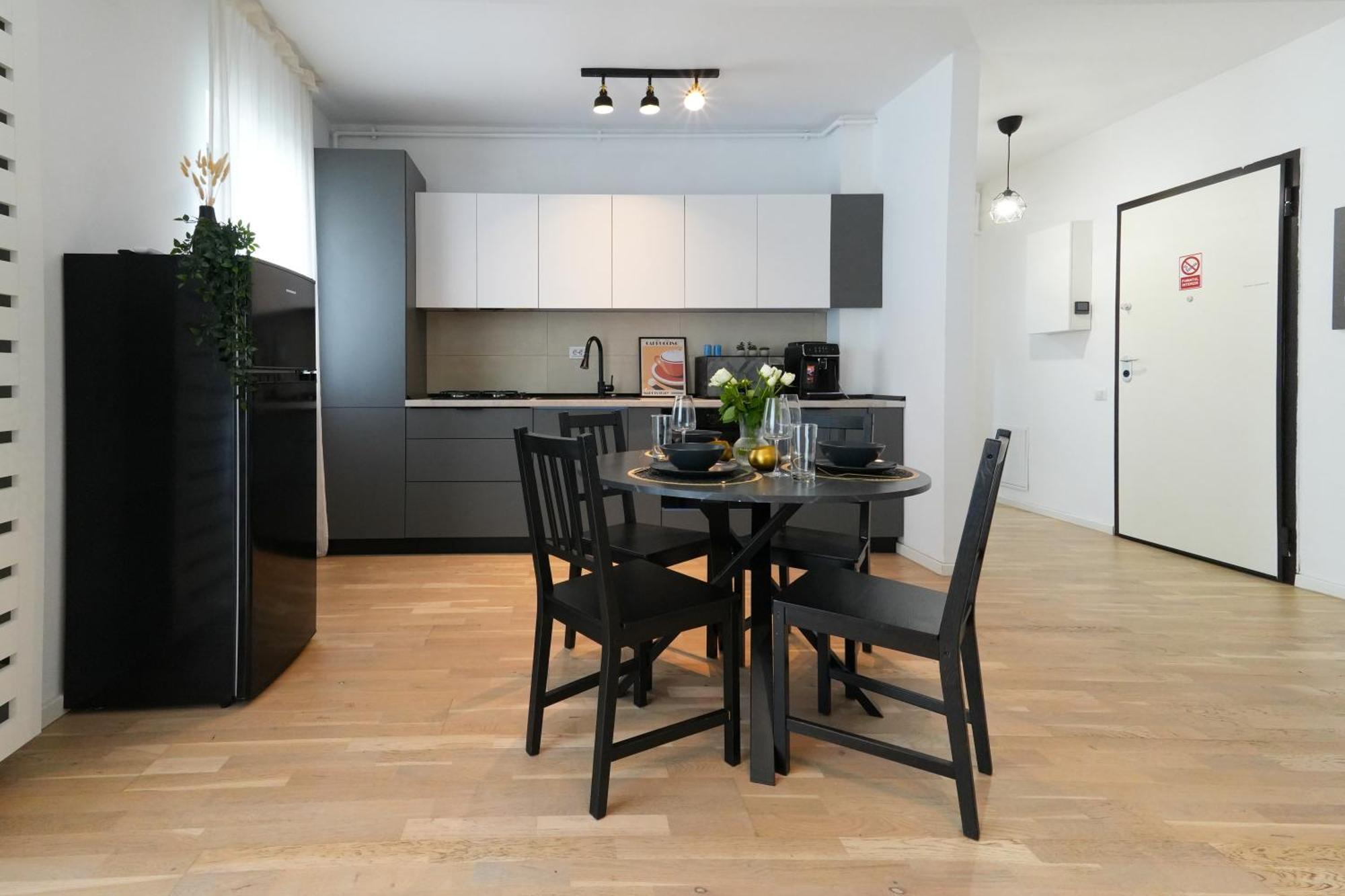 Maria - Modern Apartment With Parking And Workspace Букурещ Екстериор снимка